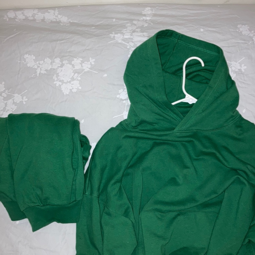 Green two-piece set Hoodie and Sweatpants